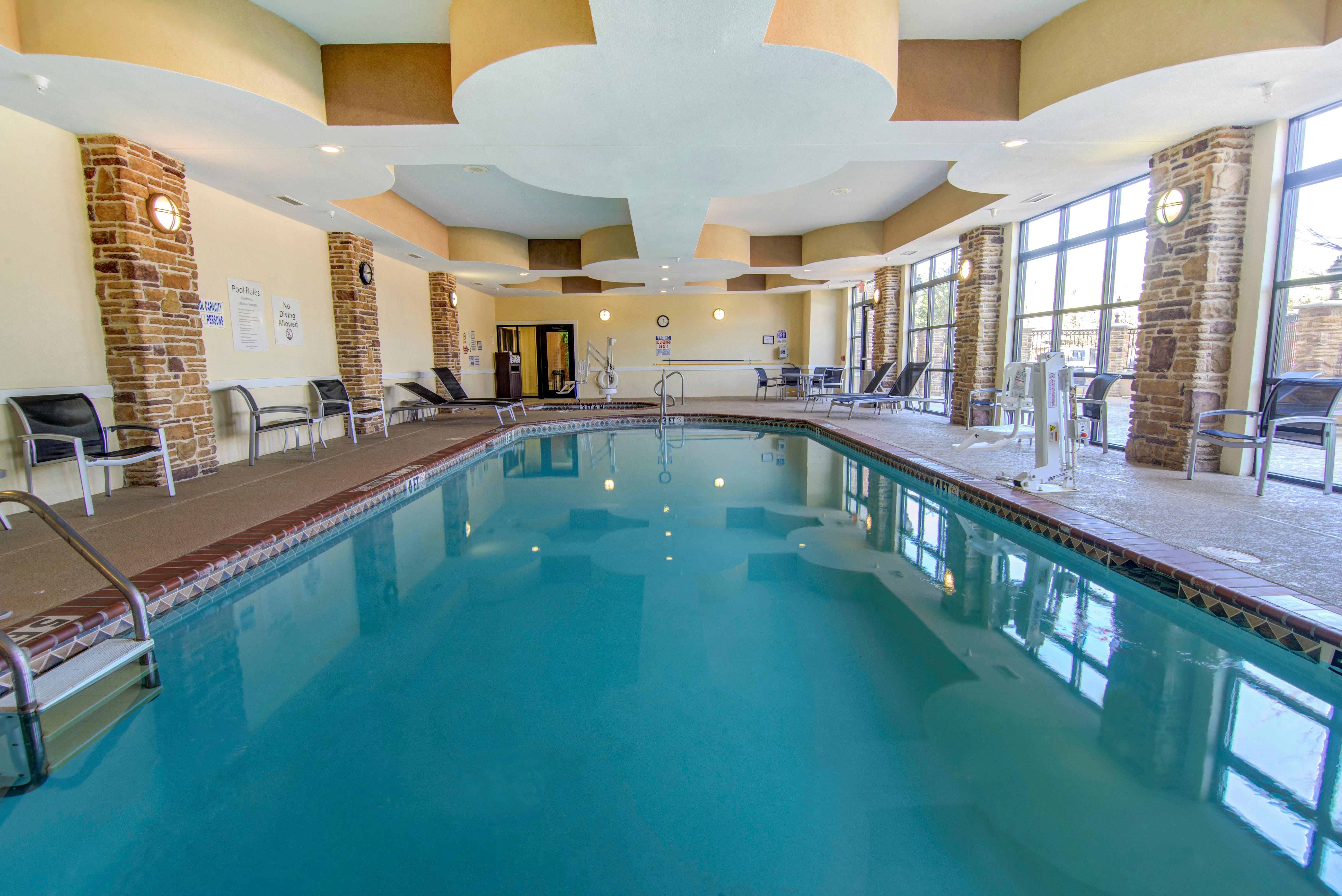 Holiday Inn Arlington Northeast By Ihg Exteriör bild