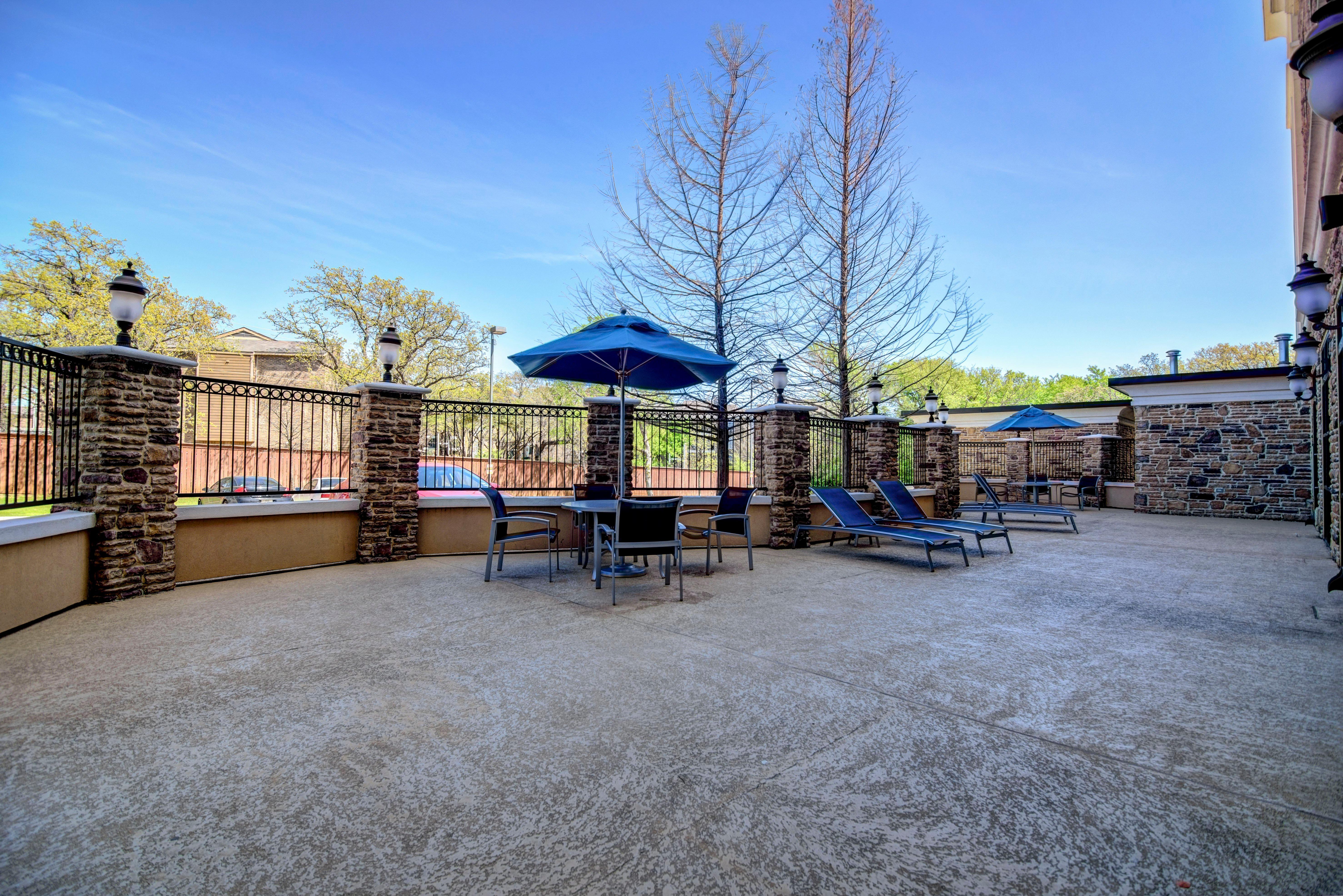 Holiday Inn Arlington Northeast By Ihg Exteriör bild