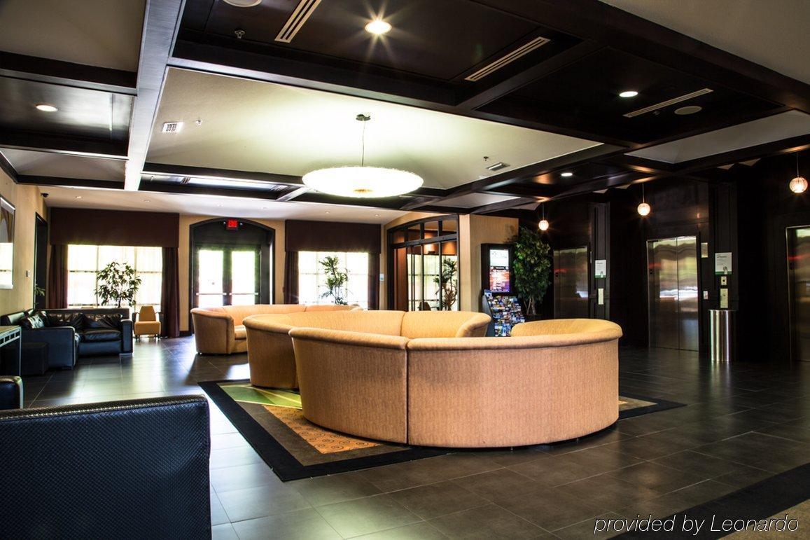 Holiday Inn Arlington Northeast By Ihg Exteriör bild