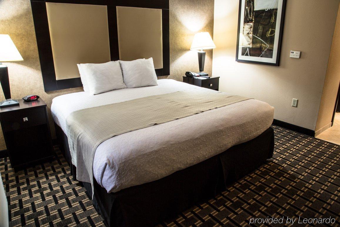 Holiday Inn Arlington Northeast By Ihg Exteriör bild
