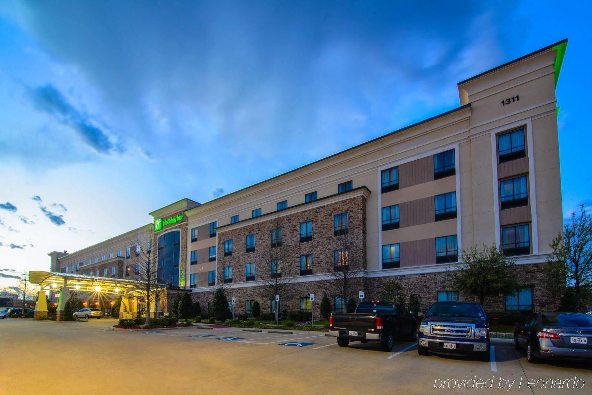 Holiday Inn Arlington Northeast By Ihg Exteriör bild