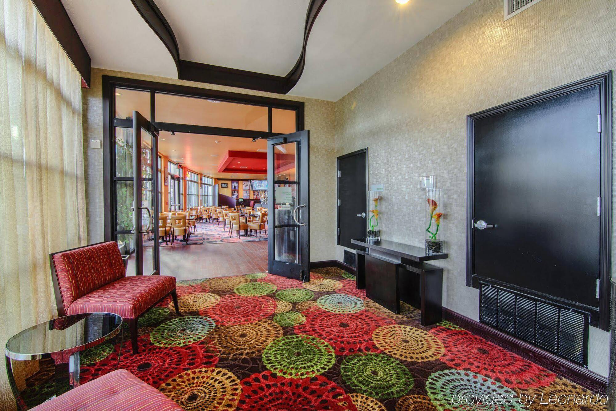 Holiday Inn Arlington Northeast By Ihg Exteriör bild
